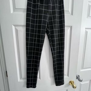 Women’s Black/White Striped Pants Size: XS